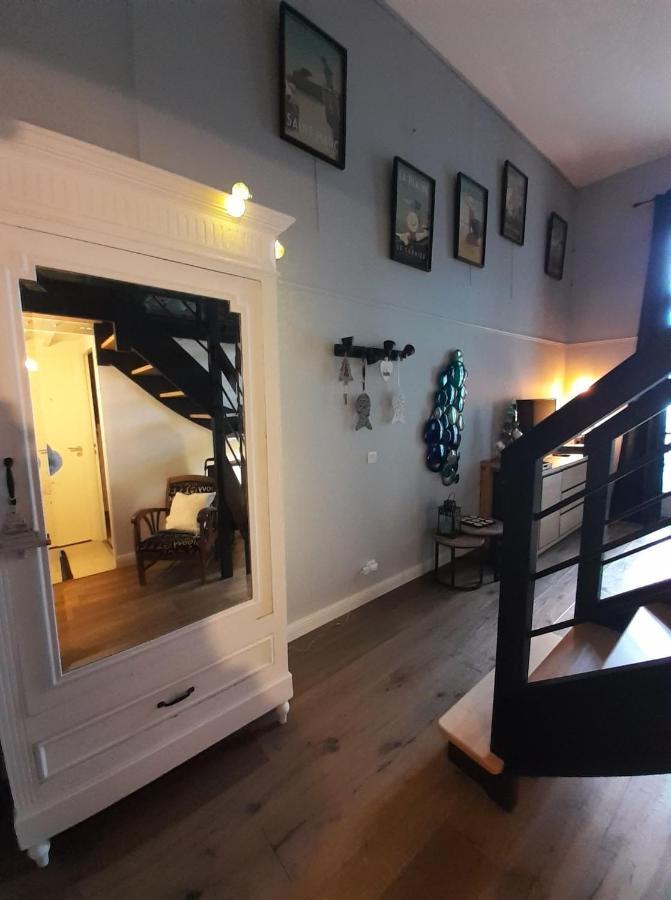 Charmant Studio En Duplex Esprit Loft Avec Balcon Vue Mer, Et Piscine Exterieure เลอครัวซิก ภายนอก รูปภาพ